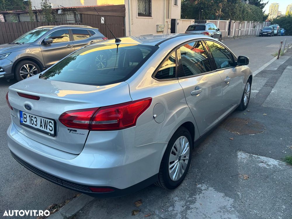 Ford Focus - 4
