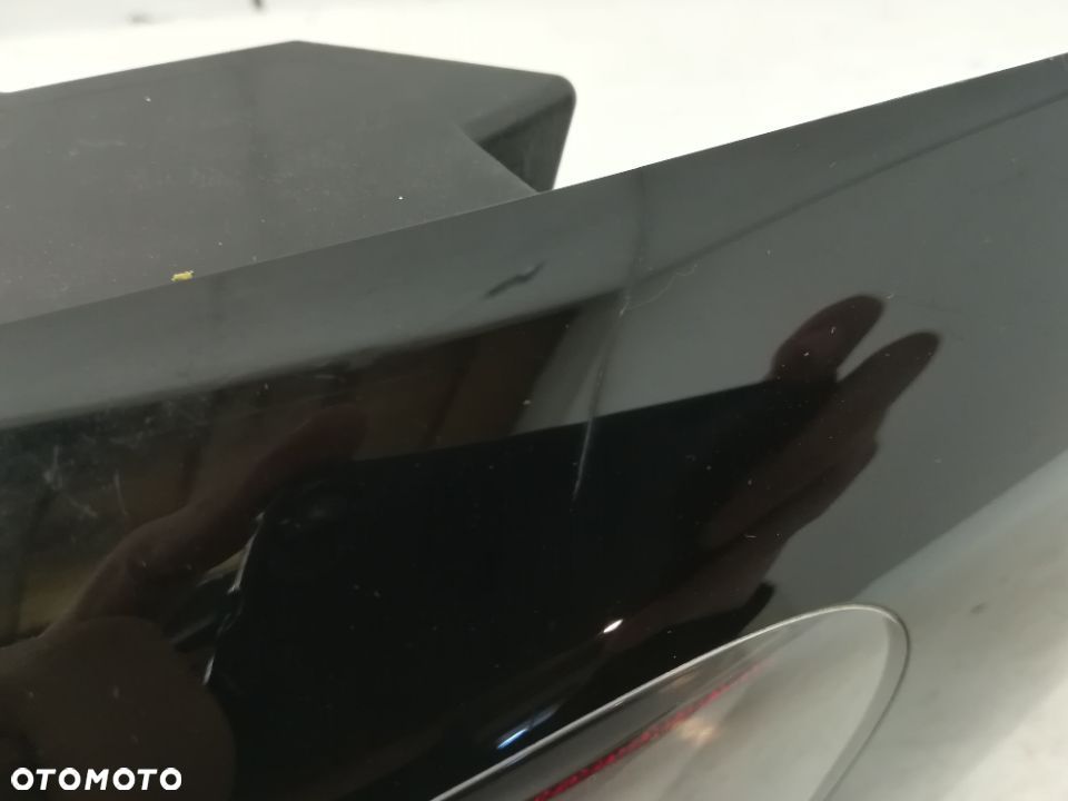 VW ID4 lampa prawa tył tylnia tył - 2