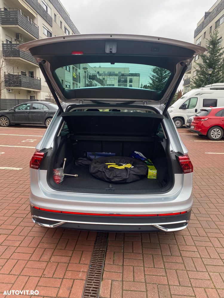 Volkswagen Tiguan - 8