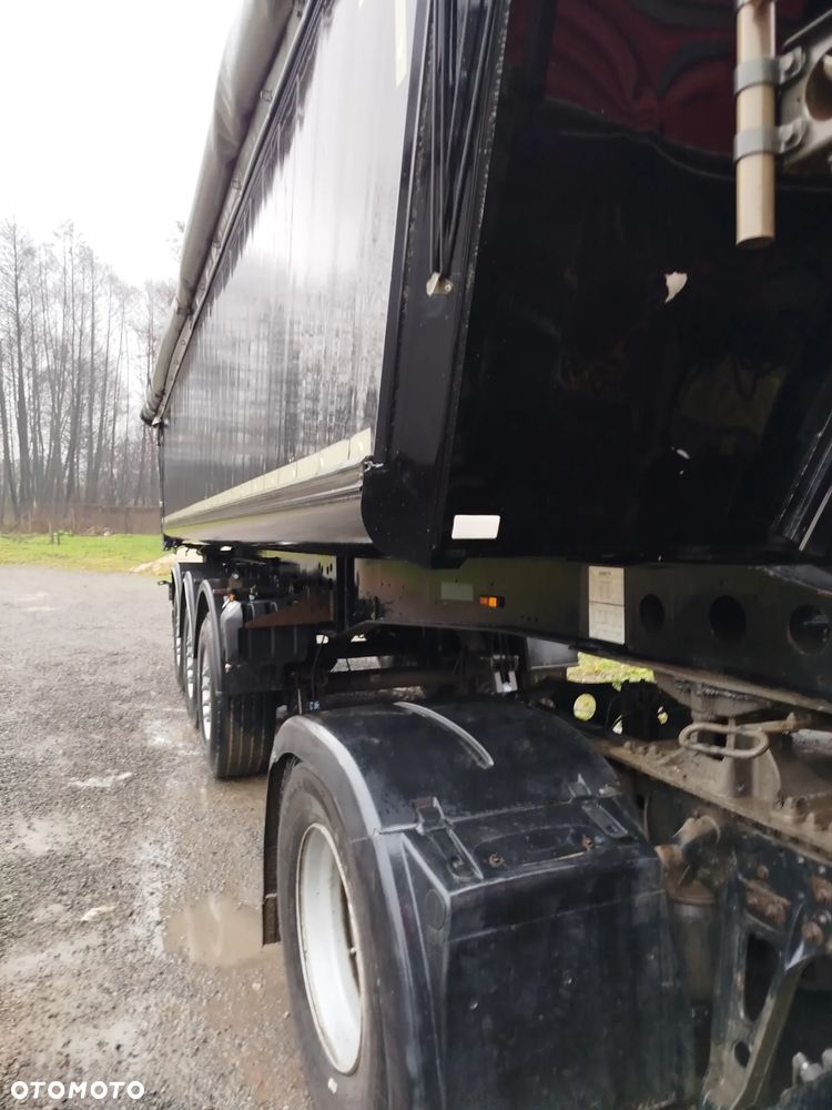 Schmitz Cargobull SKI 24 - 2