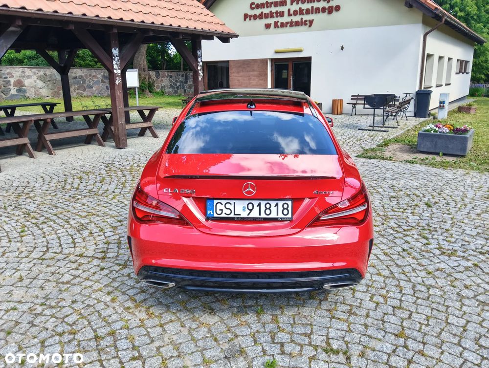 Mercedes-Benz CLA 250 4-Matic Urban - 5