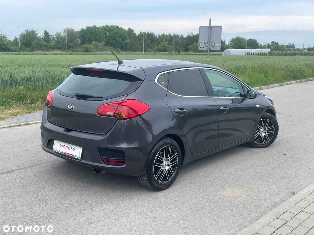 Kia Ceed 1.4 CVVT Vision - 18