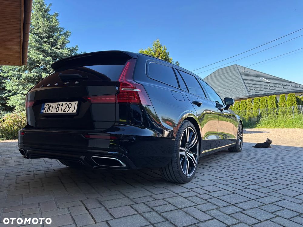 Volvo V60 D4 R-Design - 6