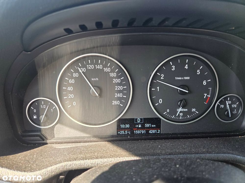 BMW X3 xDrive20i - 10