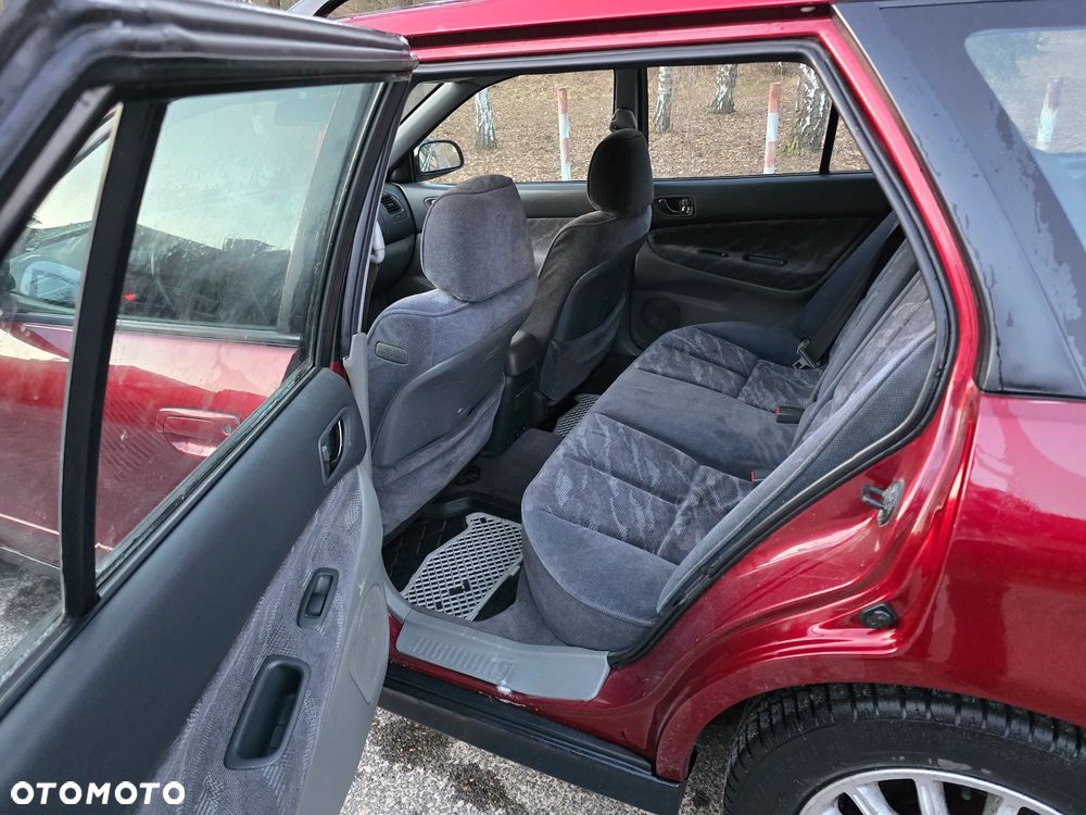 Mitsubishi Galant - 13