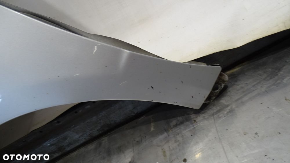 BŁOTNIK LEWY PRZEDNI MERCEDES W169 A150 761 - 2