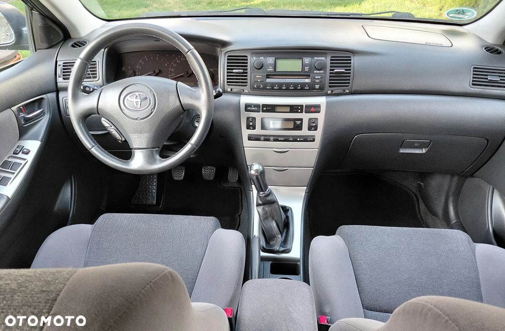 Toyota Corolla 1.6 VVT-i Edition - 15