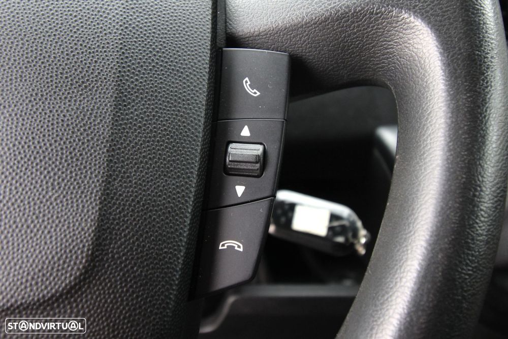 Peugeot Boxer 2.0 BlueHDi 330 L2H1 Pro - 23