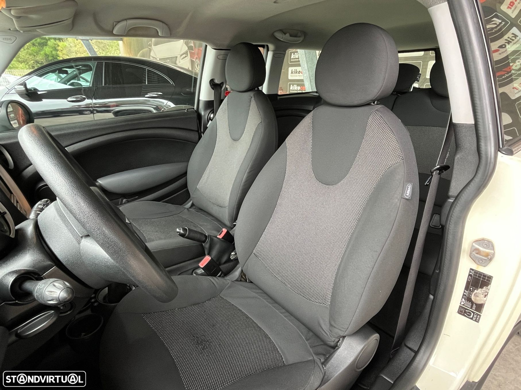 MINI Clubman Cooper D - 15