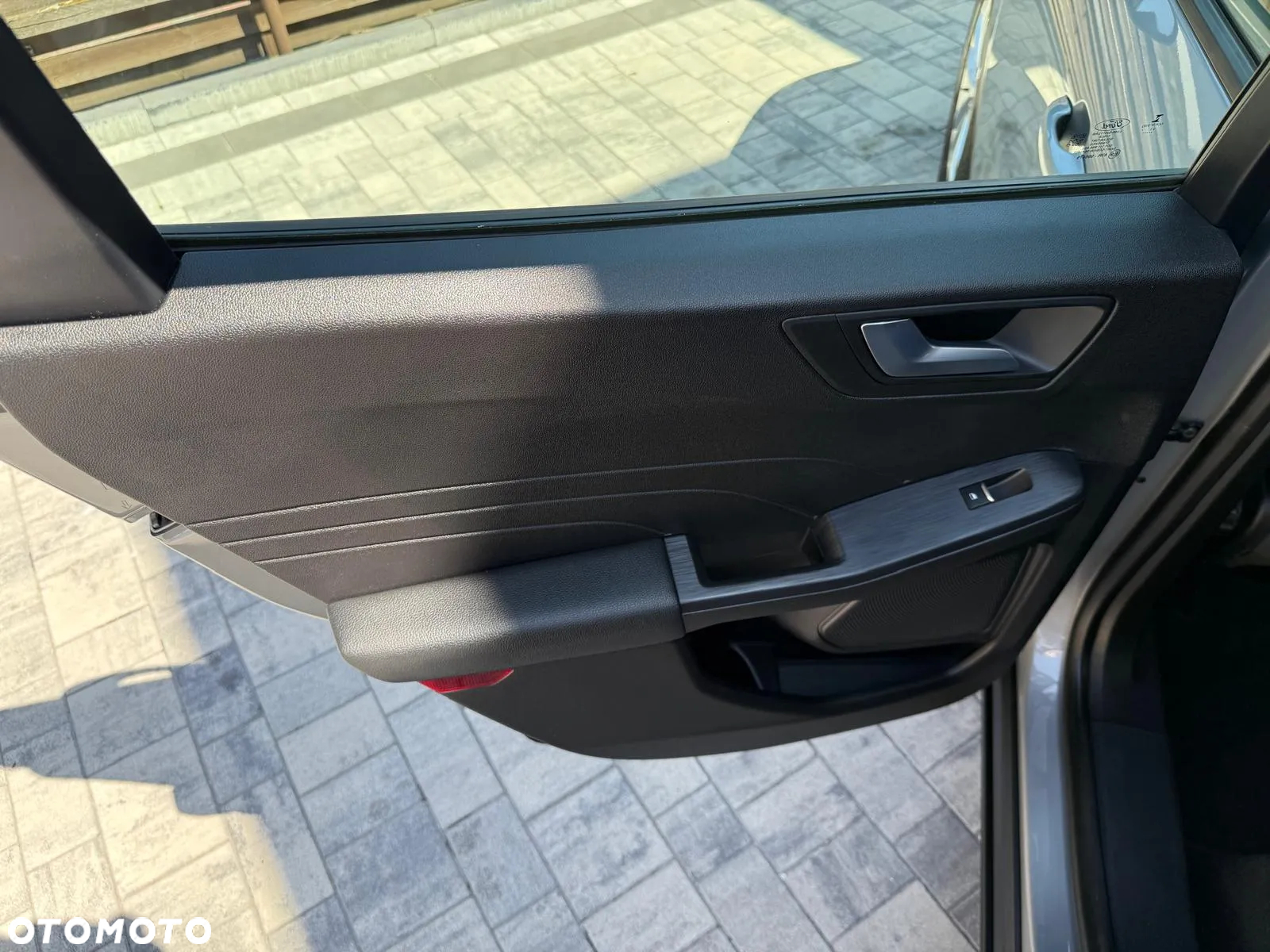 Ford Kuga 1.5 EcoBoost FWD Titanium - 38
