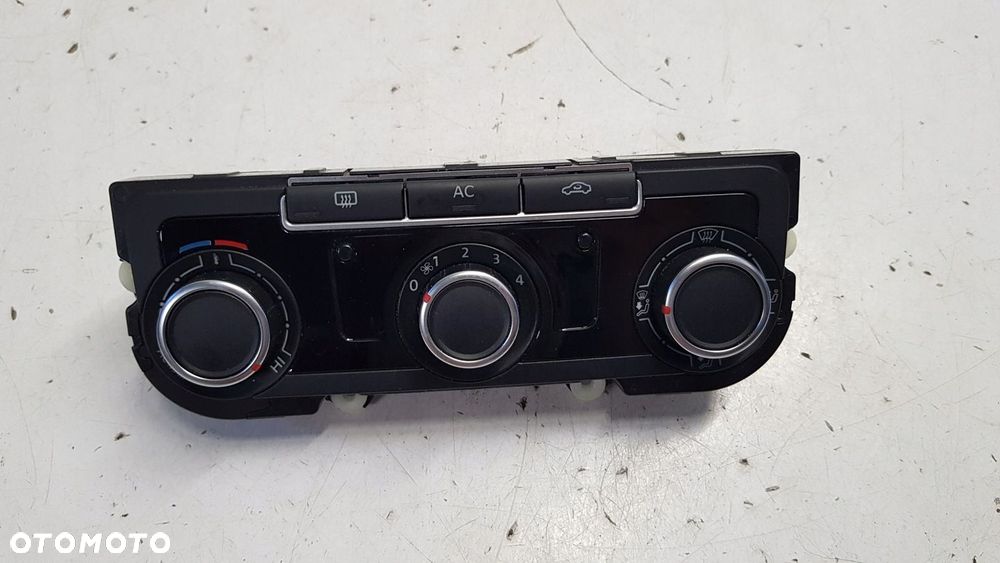 panel klimatyzacji VW Passat B7 - 1