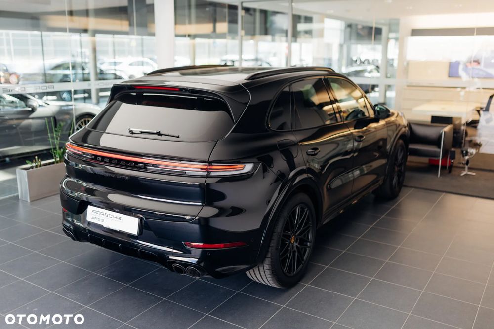 Porsche Cayenne GTS - 14