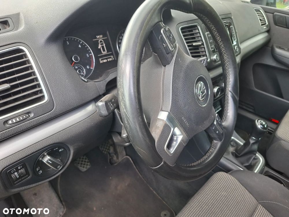 Volkswagen Sharan - 9