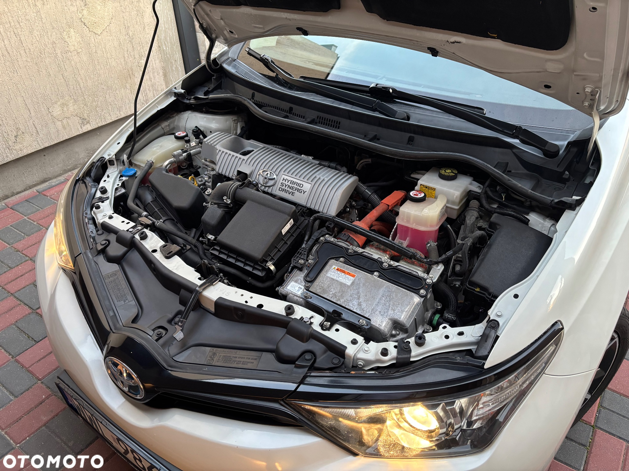 Toyota Auris Hybrid 135 Selection - 21