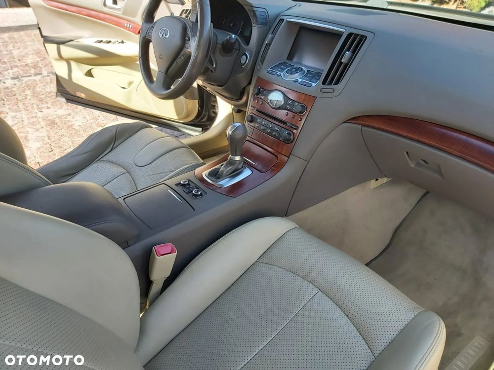 Infiniti G G37 AWD - 13