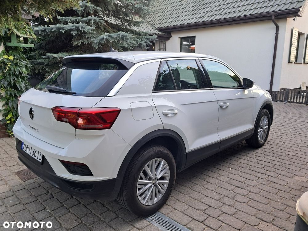 Volkswagen T-Roc - 4