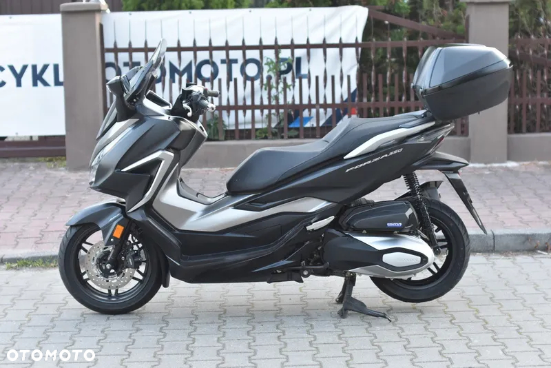 Honda NSS - 18