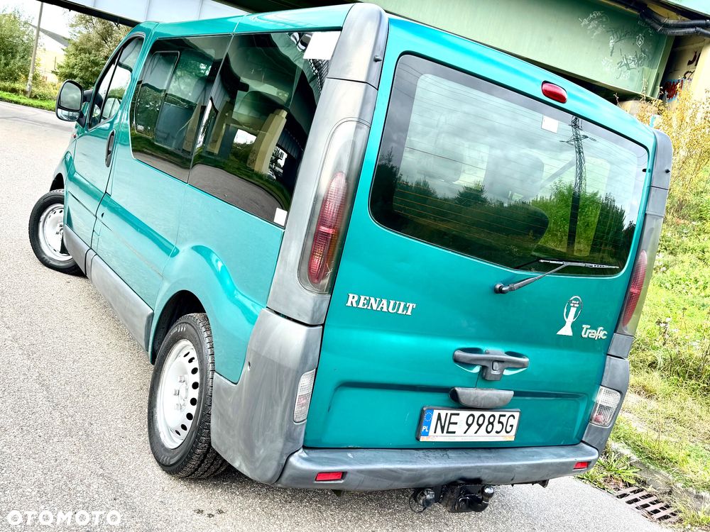 Renault Trafic 1.9 dCi Passenger Expression - 3