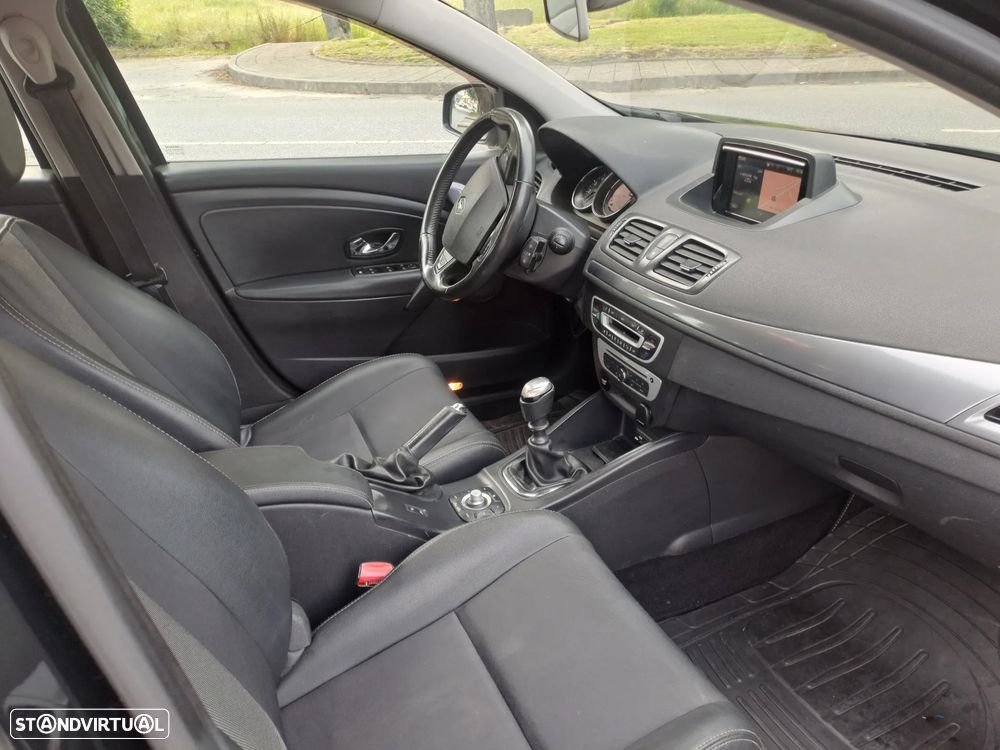 Renault Mégane Sport Tourer dCi 110 FAP LIMITED - 13