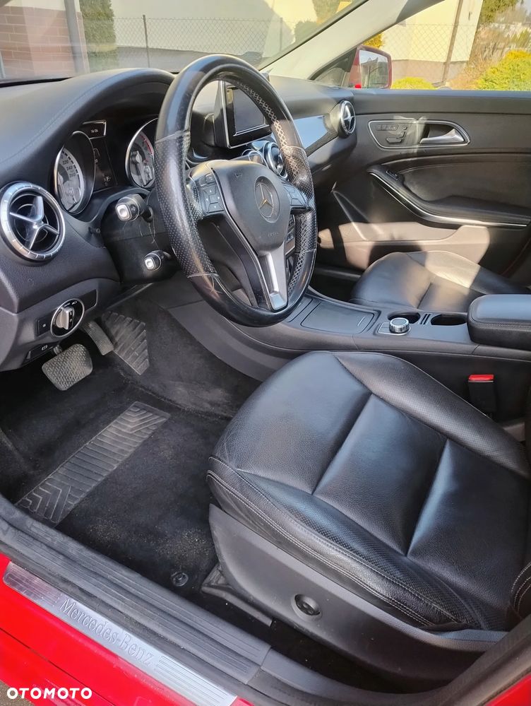 Mercedes-Benz CLA - 6