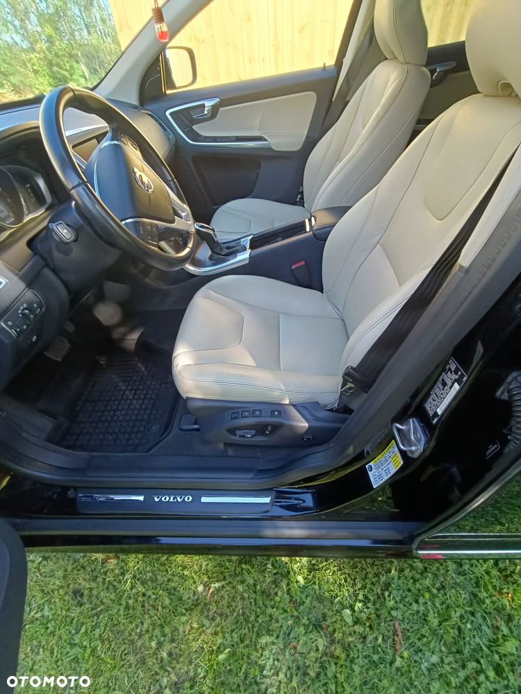 Volvo XC 60 T5 Geartronic Summum - 17
