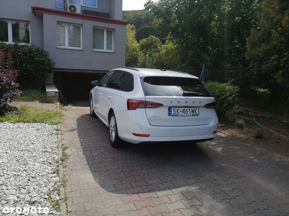 Skoda Octavia 2.0 TDI Ambition DSG - 6