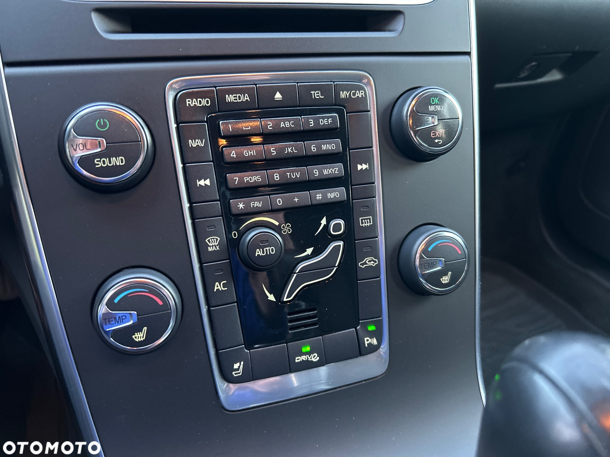 Volvo V60 DRIVe - 18