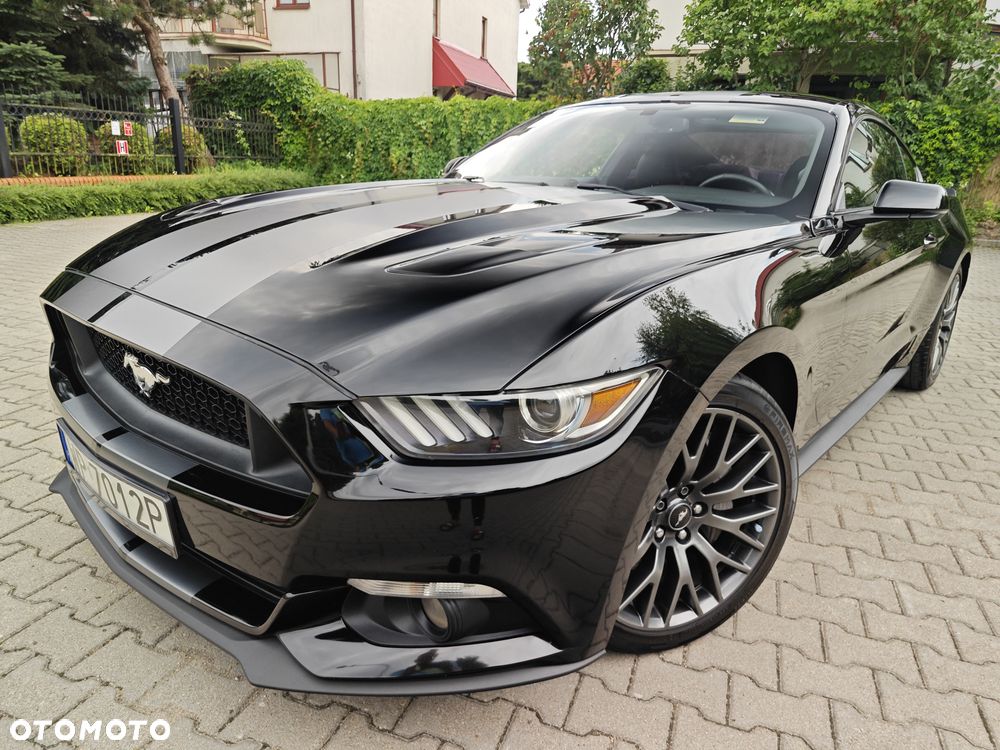 Ford Mustang - 1