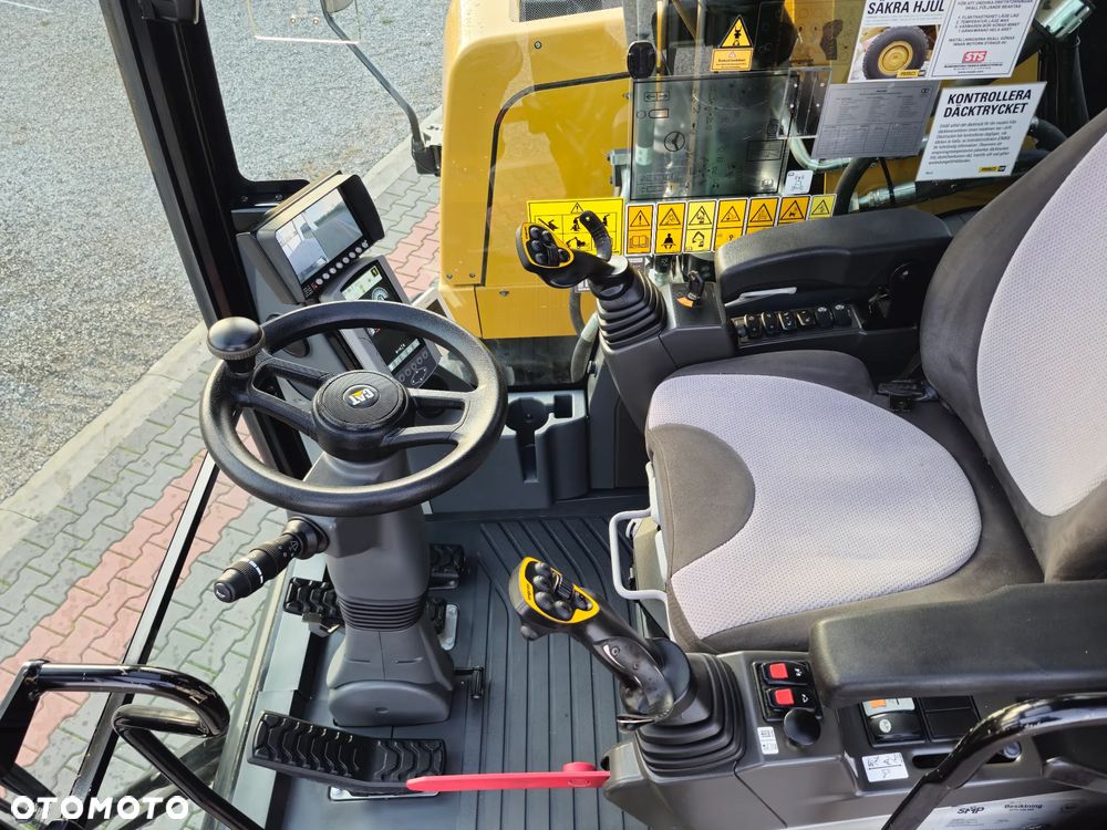 Caterpillar M 317 F - 15