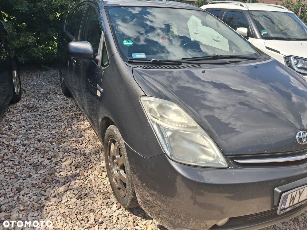 Toyota Prius 1.5 VVT-i Prestige - 2