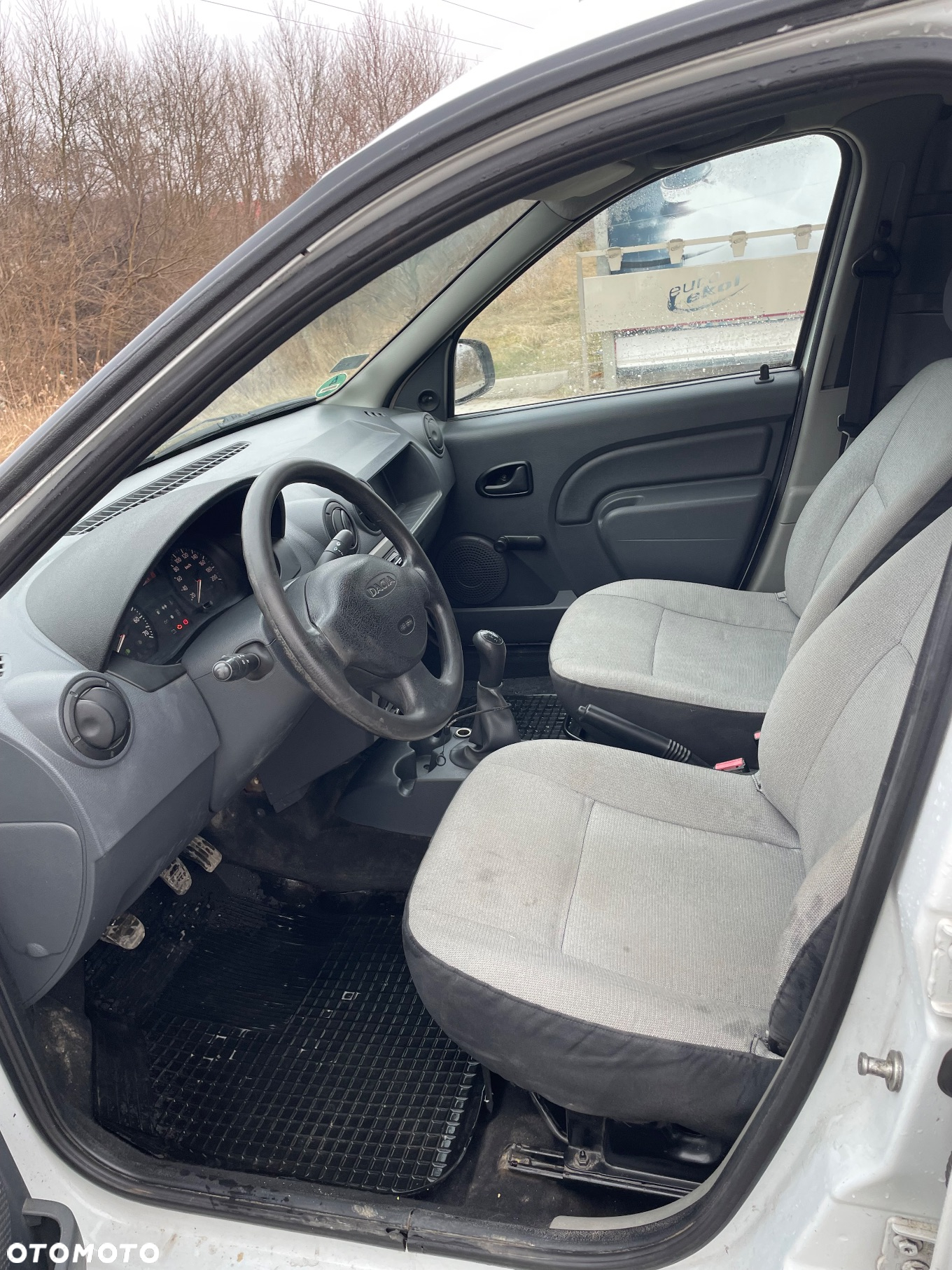 Dacia Logan - 7
