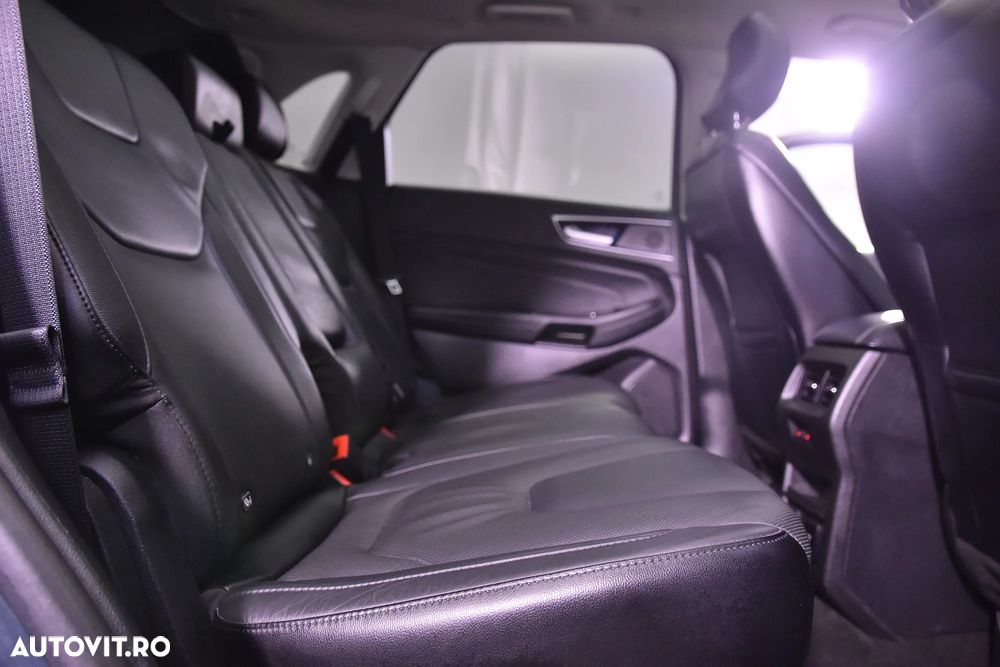 Ford Edge - 12