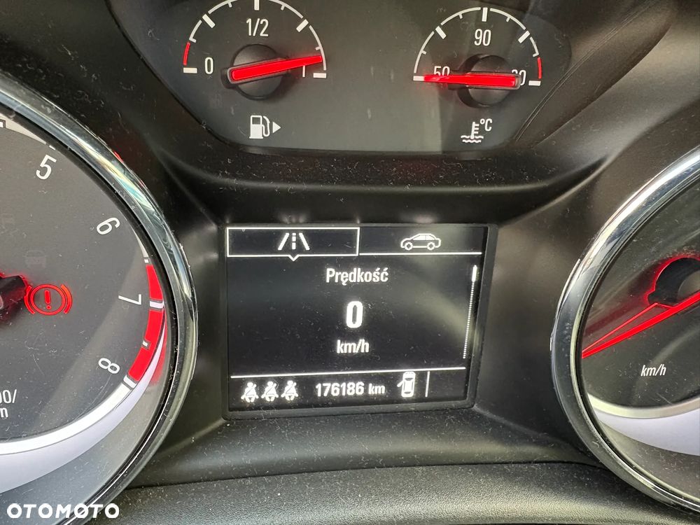 Opel Astra 1.4 T Enjoy - 12