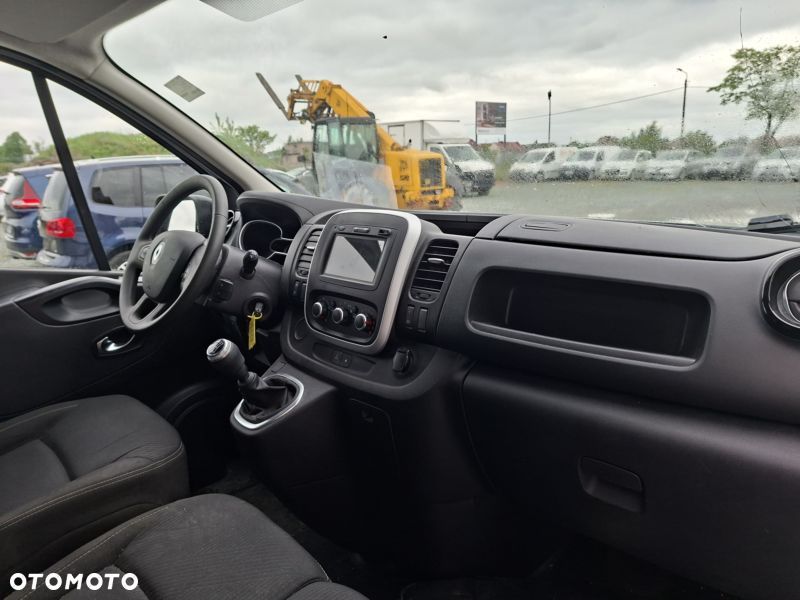 Renault Trafic - 15