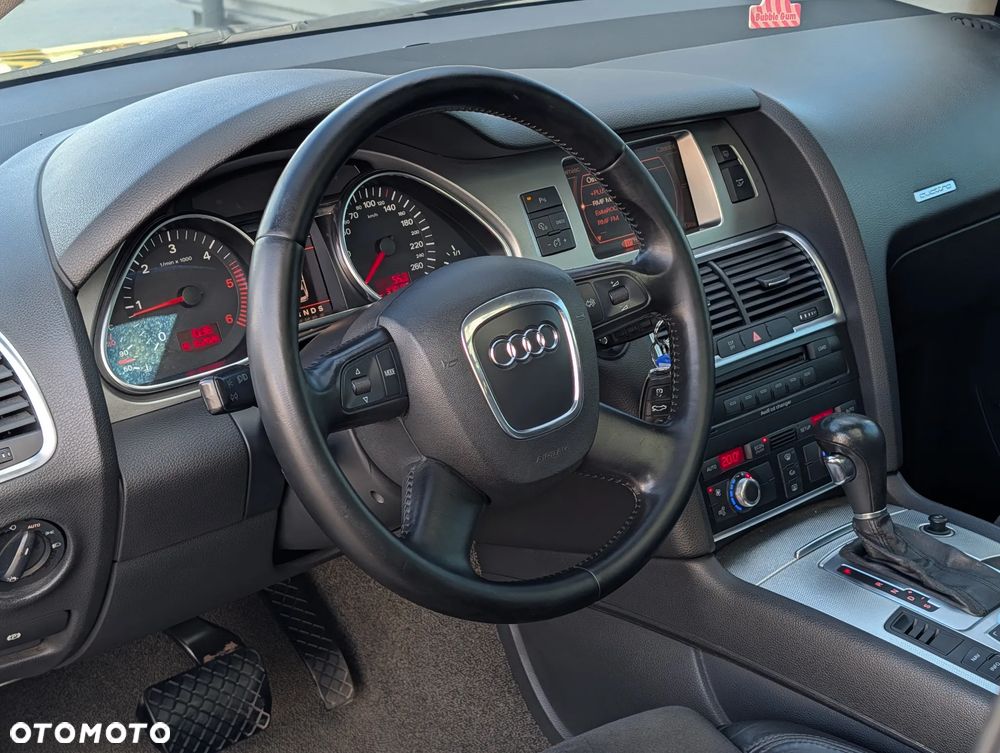Audi Q7 2006 photo 5