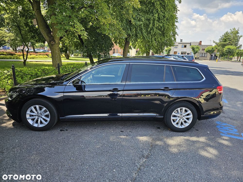 Volkswagen Passat - 2