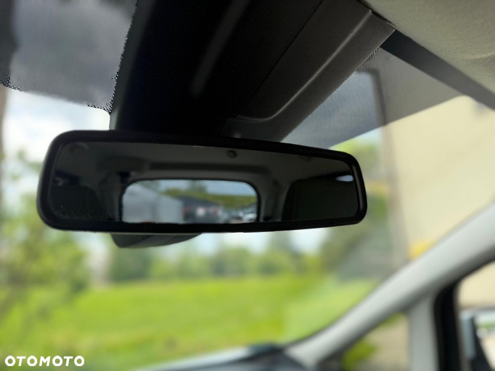 Ford C-MAX - 19