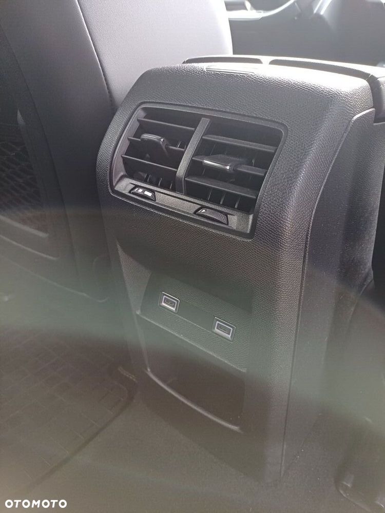 Peugeot 308 1.2 PureTech GPF GT S&S EAT8 - 34