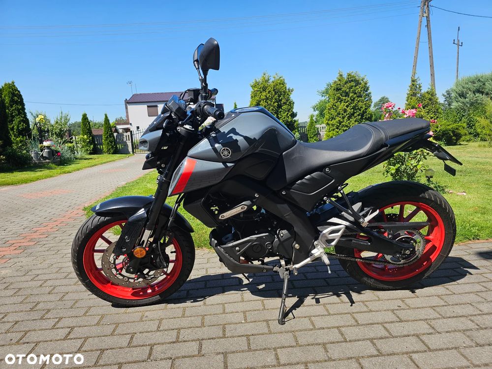 Yamaha MT - 1