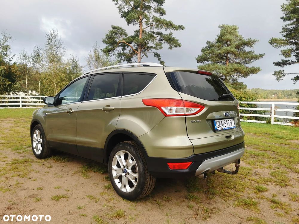 Ford Kuga 1.6 EcoBoost 2x4 Titanium - 6