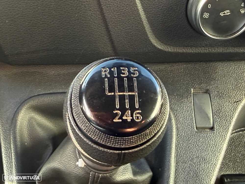 Renault MASTER 2.3 BLUE DCI 135HP L1H1 3L - 34