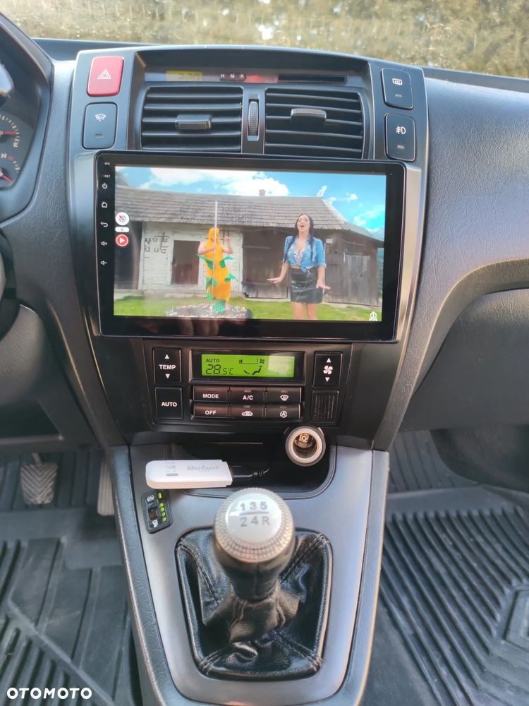 Hyundai Tucson 2.0 4WD GLS - 15