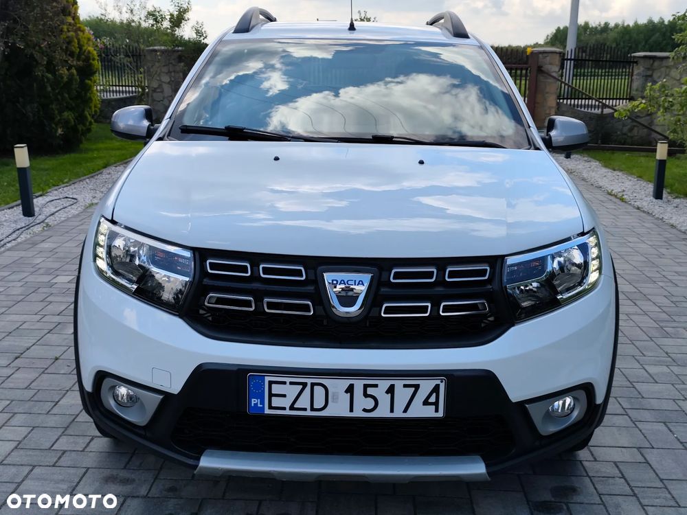Dacia Sandero Stepway TCe 90 (S&S) Essential - 8