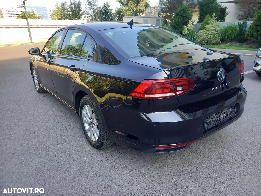 Volkswagen Passat - 6
