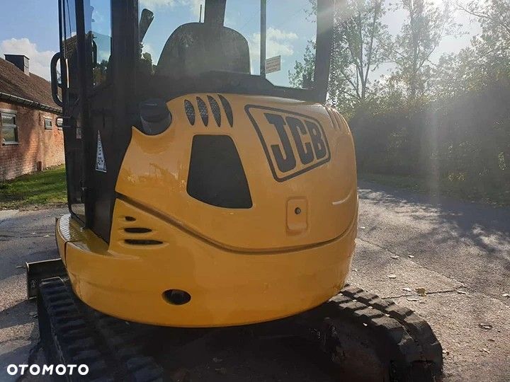 JCB 8025 - 6