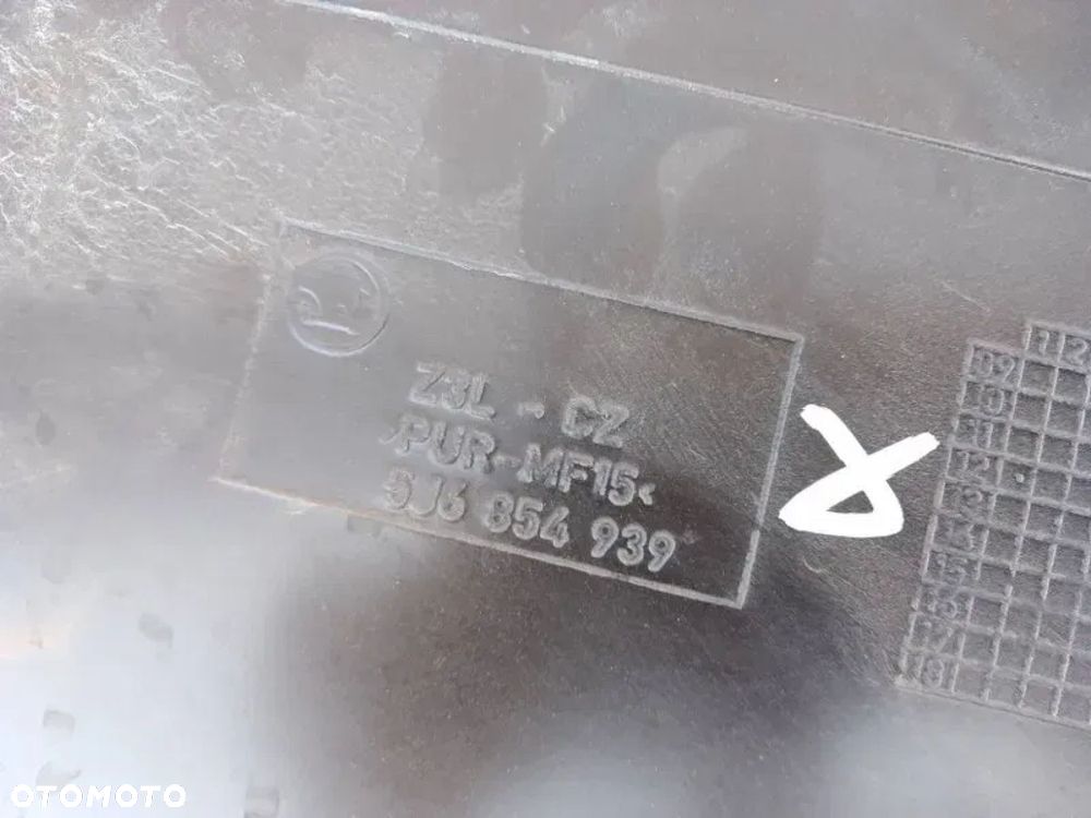 listwa drzwi przednia lewa przód skoda fabia ii scout 5j6854939 - 3