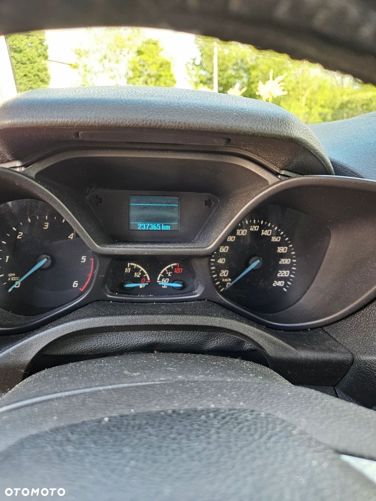 Ford Tourneo Connect - 12