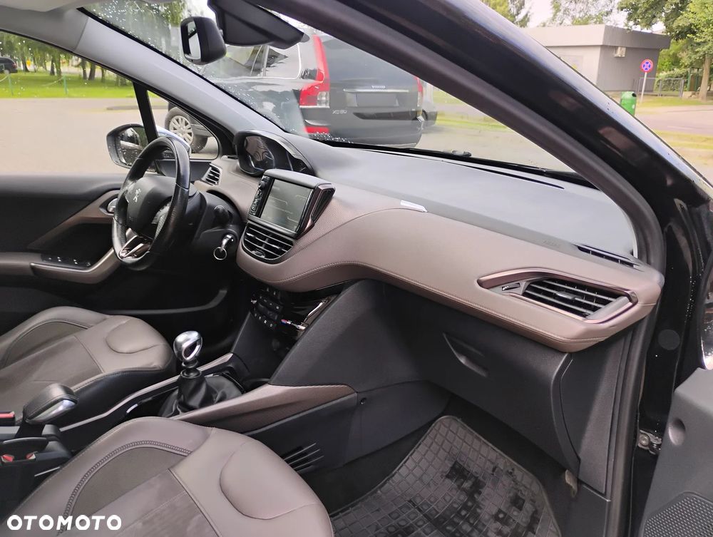 Peugeot 2008 1.6 e-HDi Allure S&S - 1