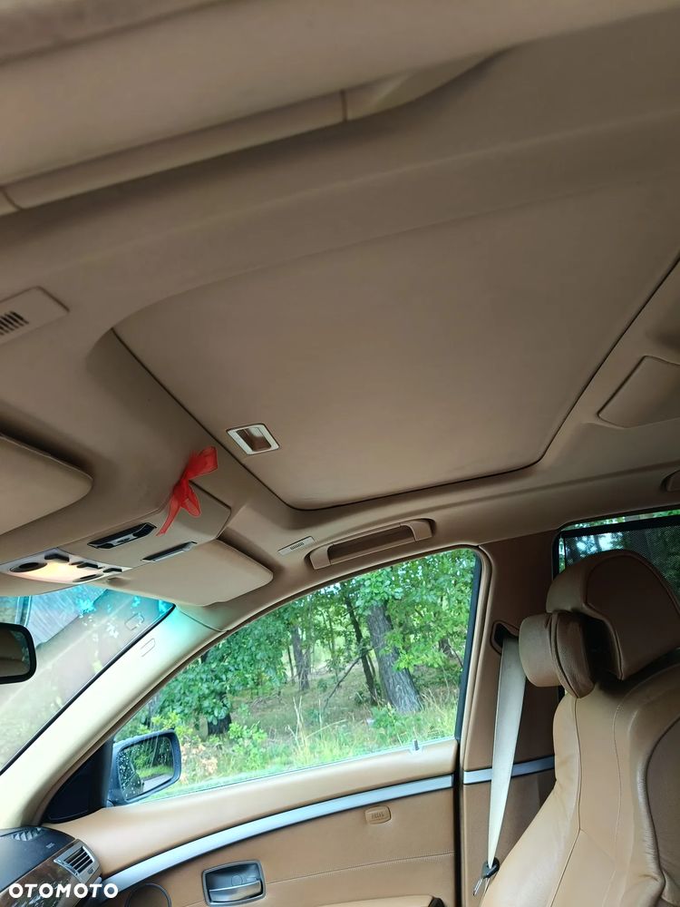 BMW Seria 7 750i L - 4