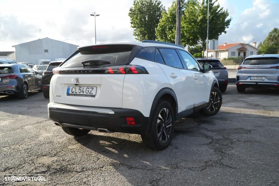Peugeot 2008 1.2 PureTech Allure Pack - 3